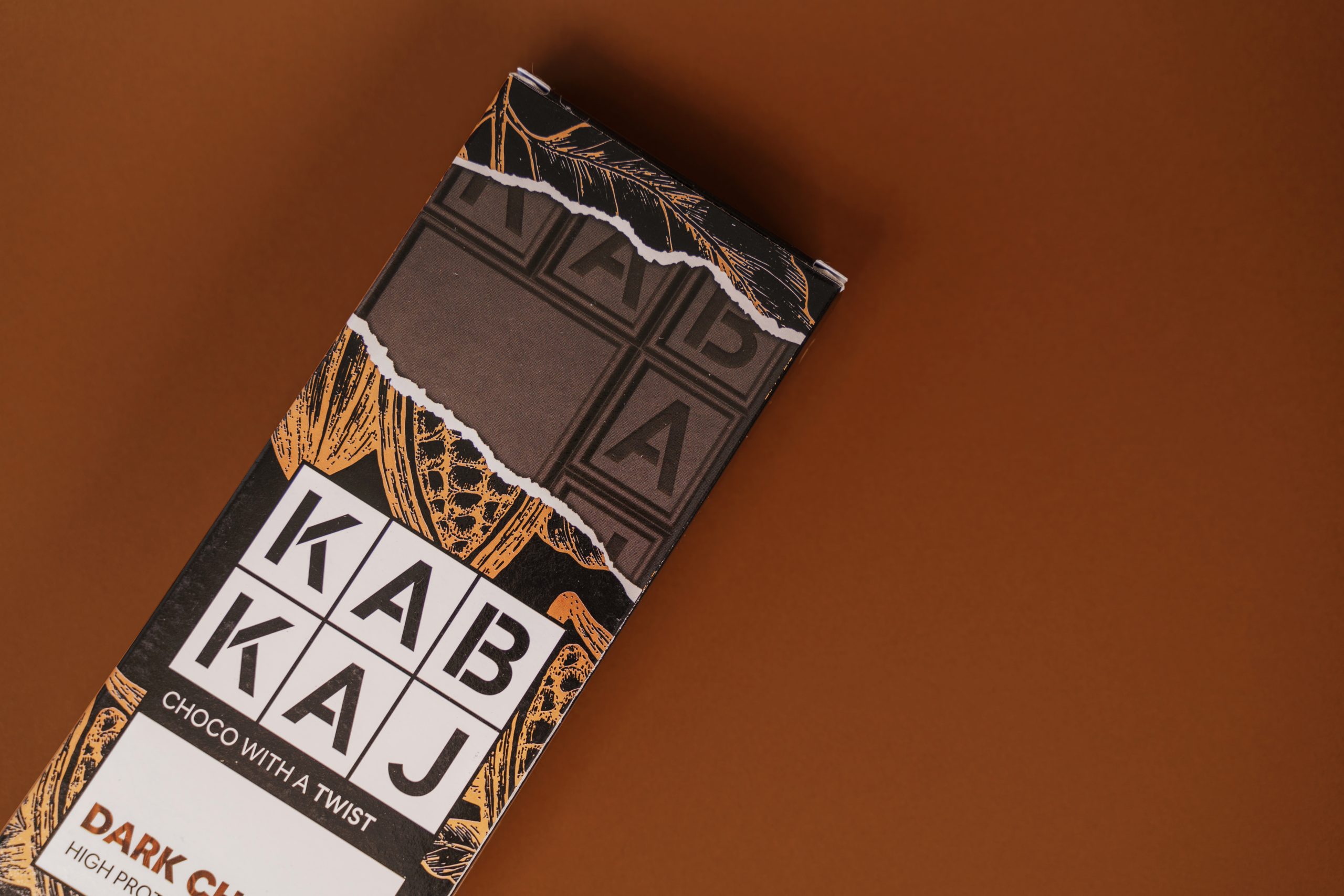 KABKAJ-DARK-CHOCO Kabkaj - dark choco - chocolate preto sem açúcares, rico em proteína